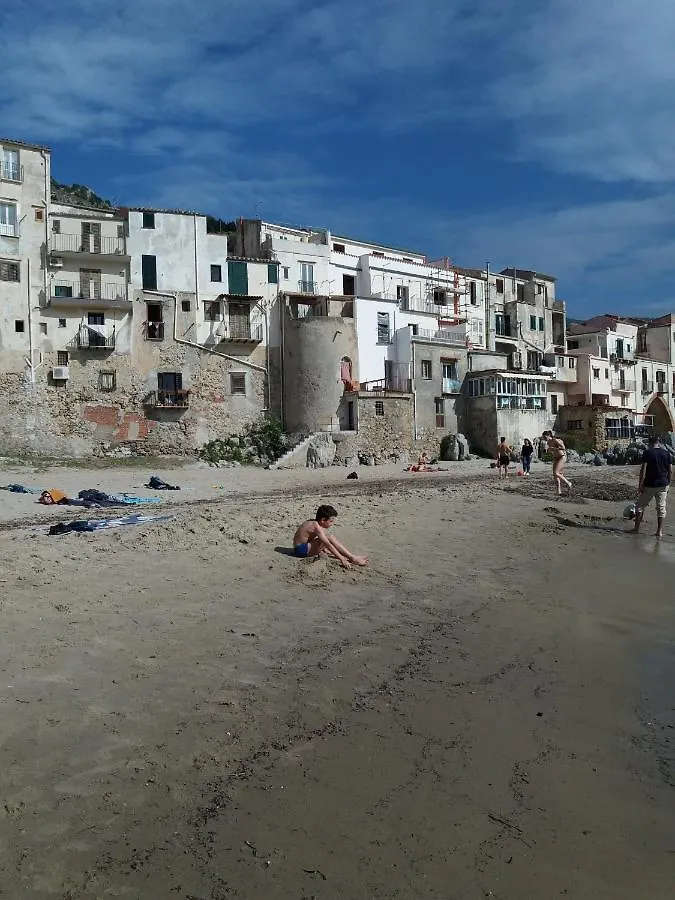 Incantevole Casa Sul Mare Cefalu 0*,  Italy