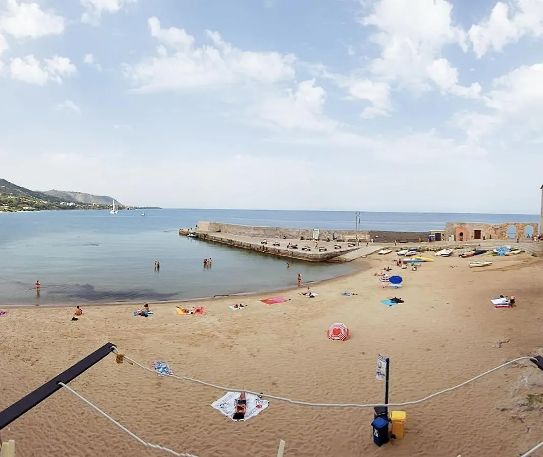 Incantevole Casa Sul Mare Cefalù Italien